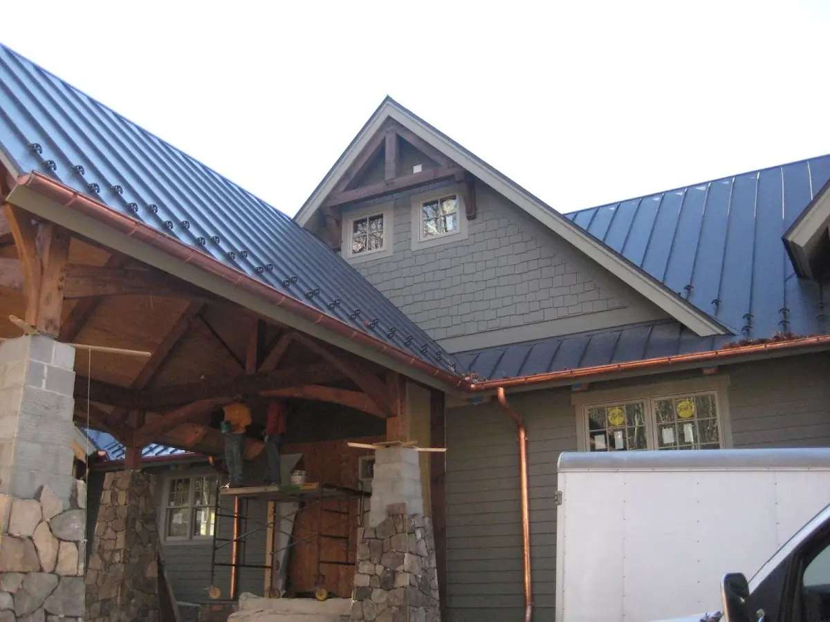 Craftsman Roofing team delivering quality roofing work in Crossroads